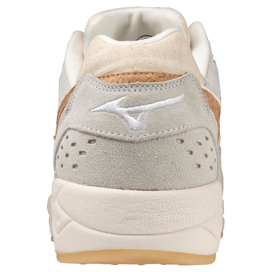 White Men Mizuno Contender Undyed Sneakers | 0859-KLZDR