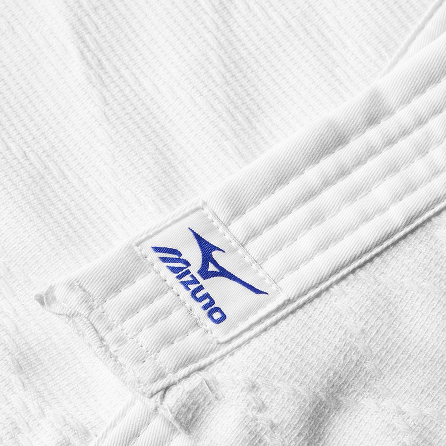 White Men Mizuno Kodomo Plus Belt Set Judogis | 2390-SBEQU